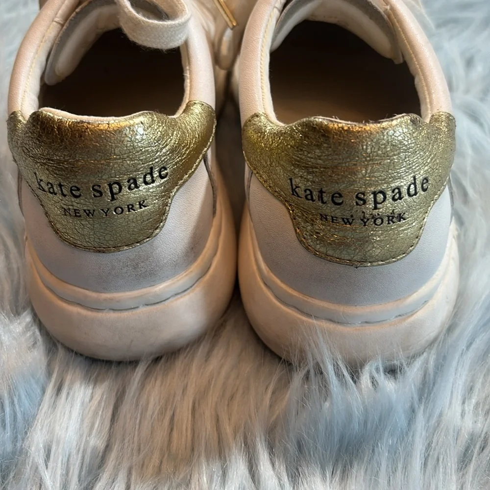 Kate Spade Lift Leather Sneakers in Option White/Gold sz 5